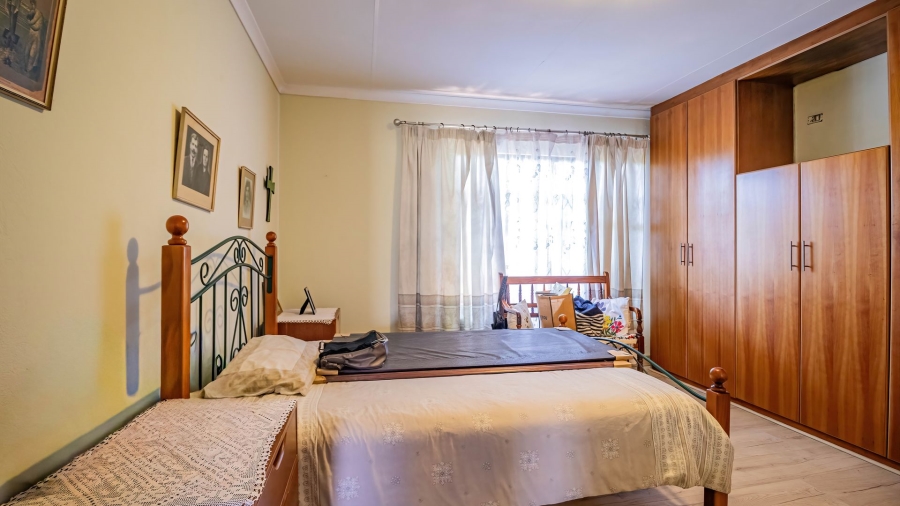 3 Bedroom Property for Sale in Selcourt Gauteng