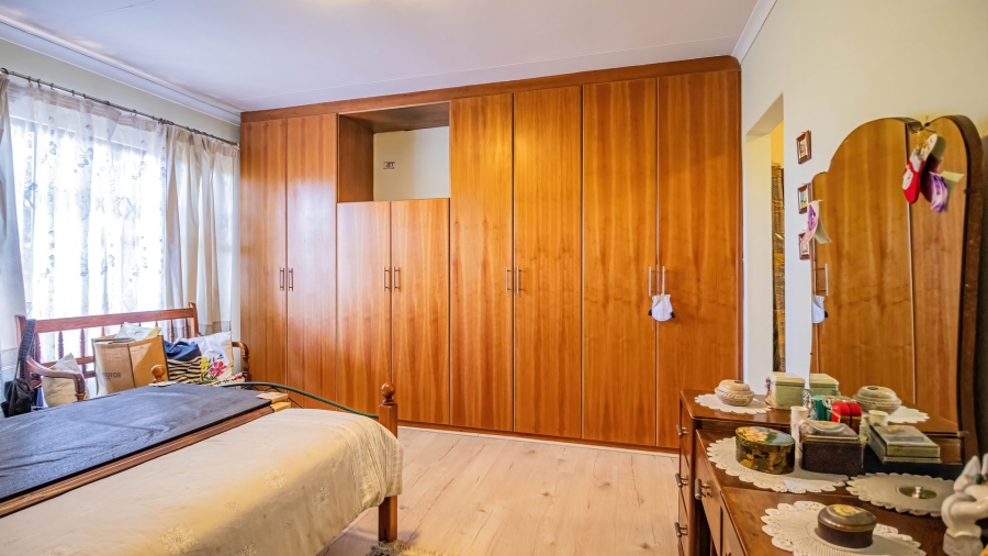 3 Bedroom Property for Sale in Selcourt Gauteng