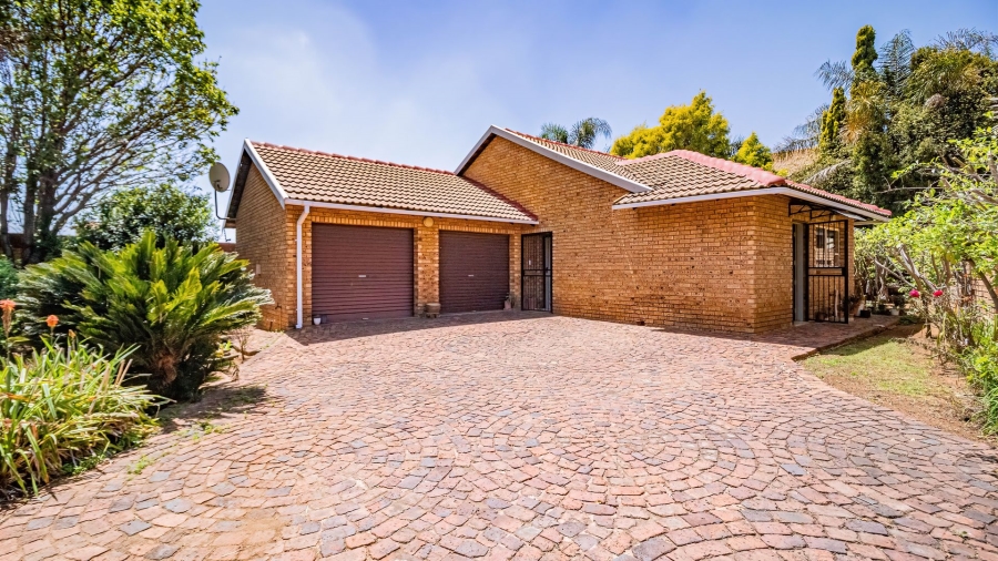 3 Bedroom Property for Sale in Selcourt Gauteng