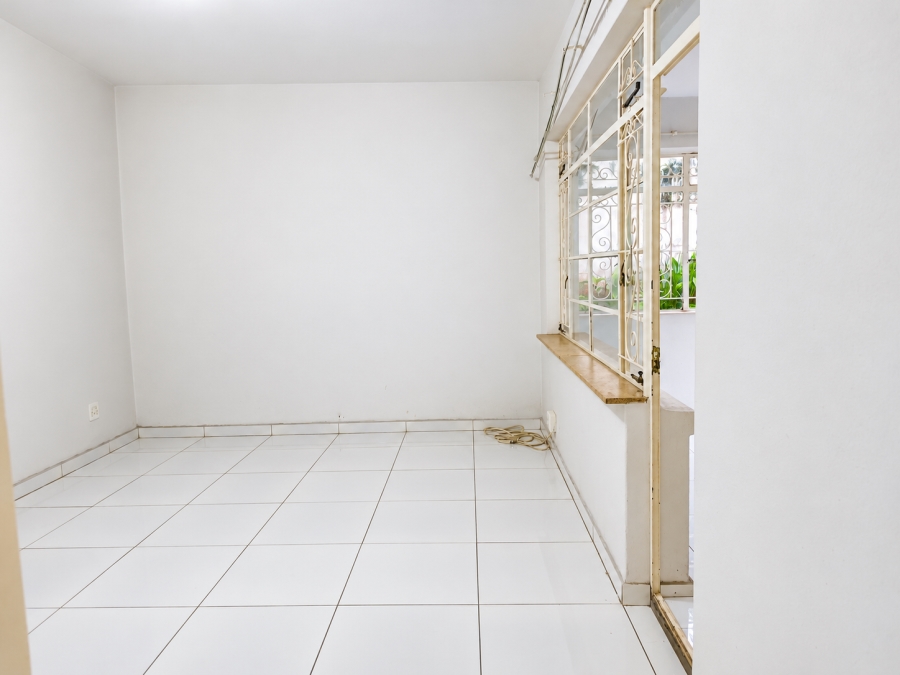 2 Bedroom Property for Sale in Illovo Gauteng