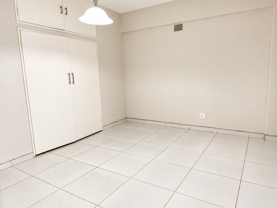 2 Bedroom Property for Sale in Illovo Gauteng
