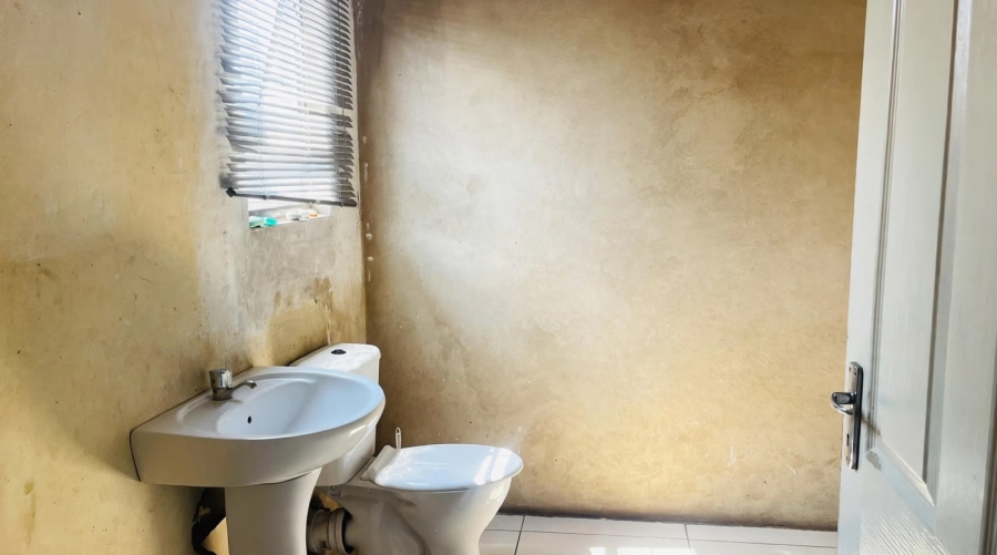 3 Bedroom Property for Sale in Kingsway Gauteng