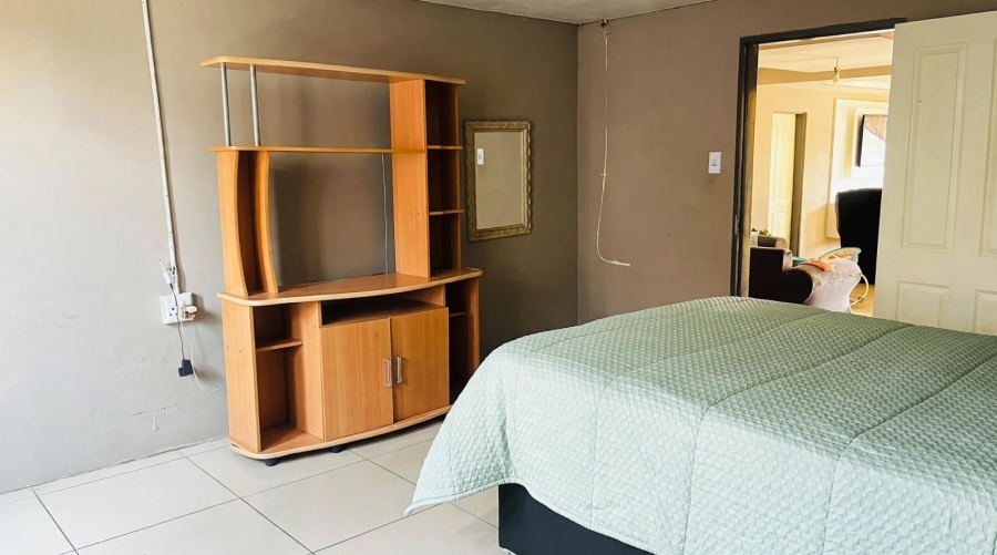 3 Bedroom Property for Sale in Kingsway Gauteng