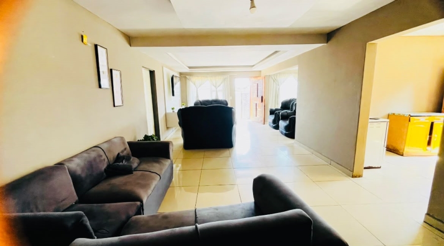 3 Bedroom Property for Sale in Kingsway Gauteng