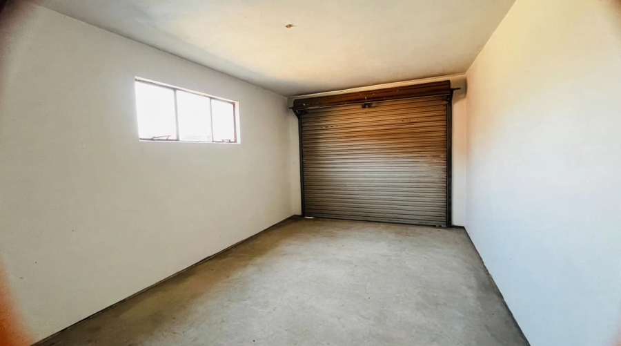 3 Bedroom Property for Sale in Kingsway Gauteng