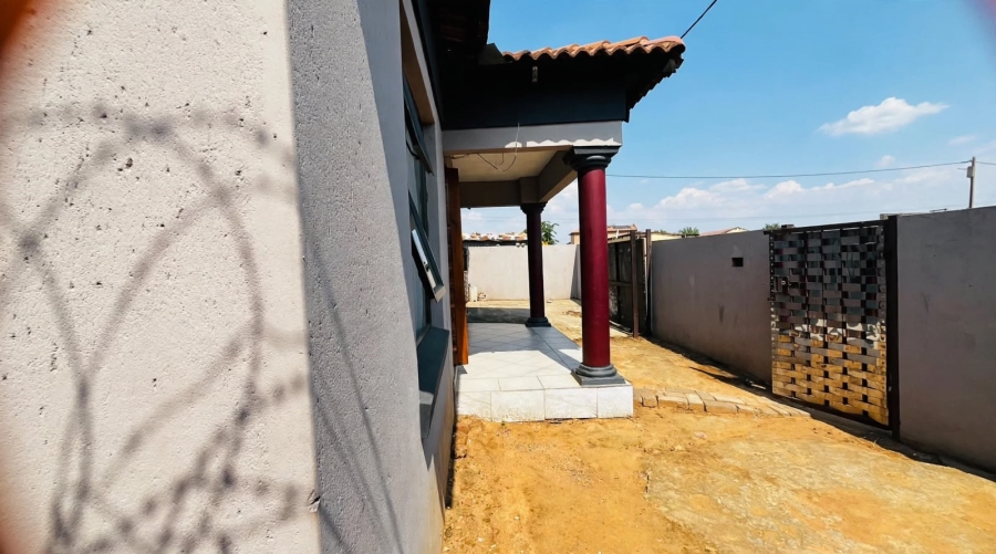 3 Bedroom Property for Sale in Kingsway Gauteng