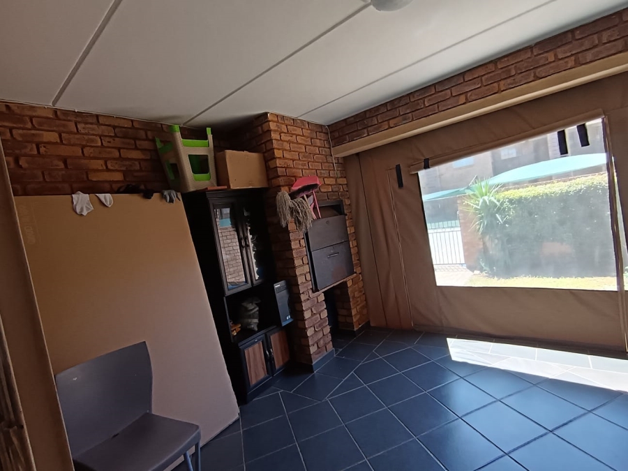 2 Bedroom Property for Sale in Modder East Gauteng