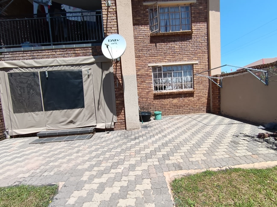 2 Bedroom Property for Sale in Modder East Gauteng