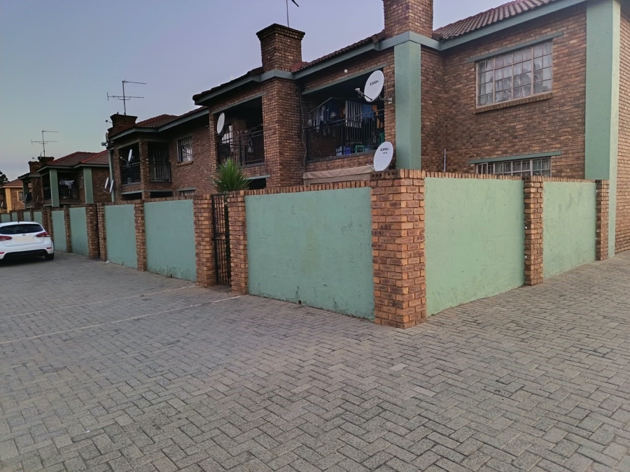 2 Bedroom Property for Sale in Modder East Gauteng