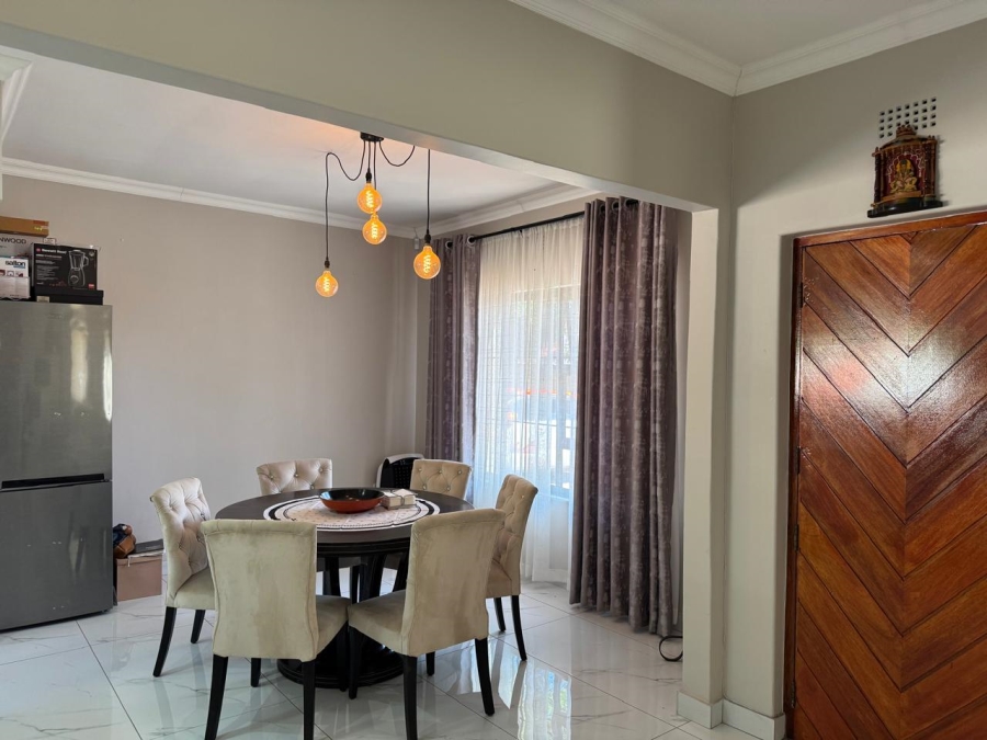 3 Bedroom Property for Sale in Gallo Manor Gauteng