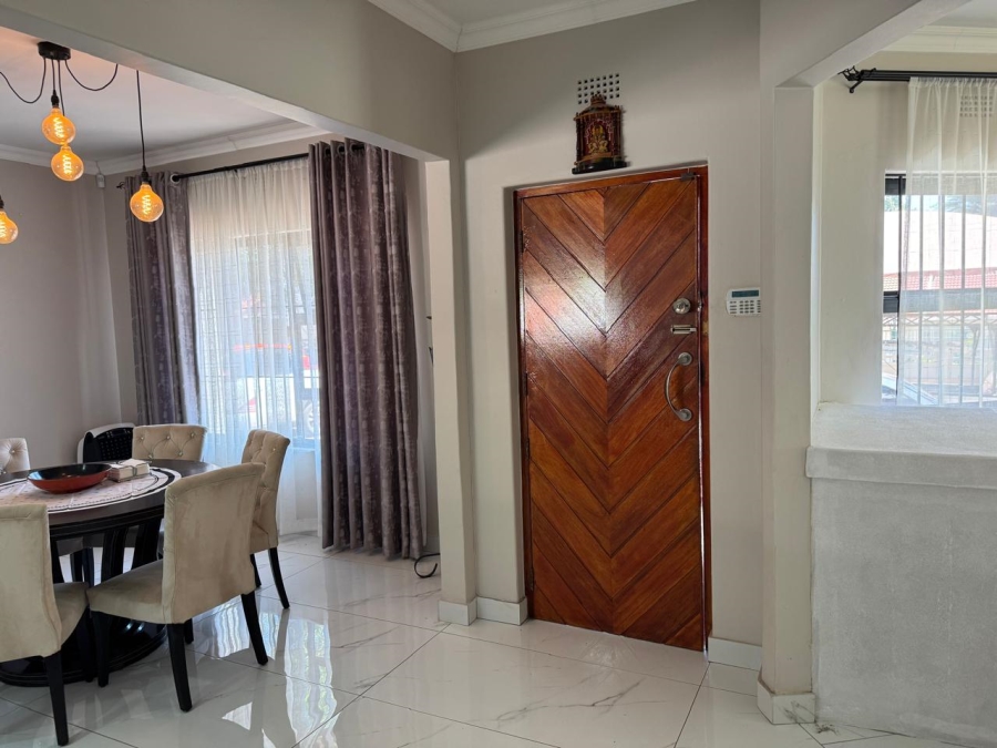 3 Bedroom Property for Sale in Gallo Manor Gauteng