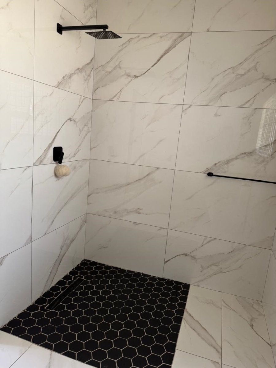 3 Bedroom Property for Sale in Gallo Manor Gauteng