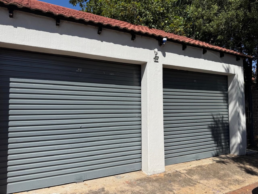 3 Bedroom Property for Sale in Gallo Manor Gauteng