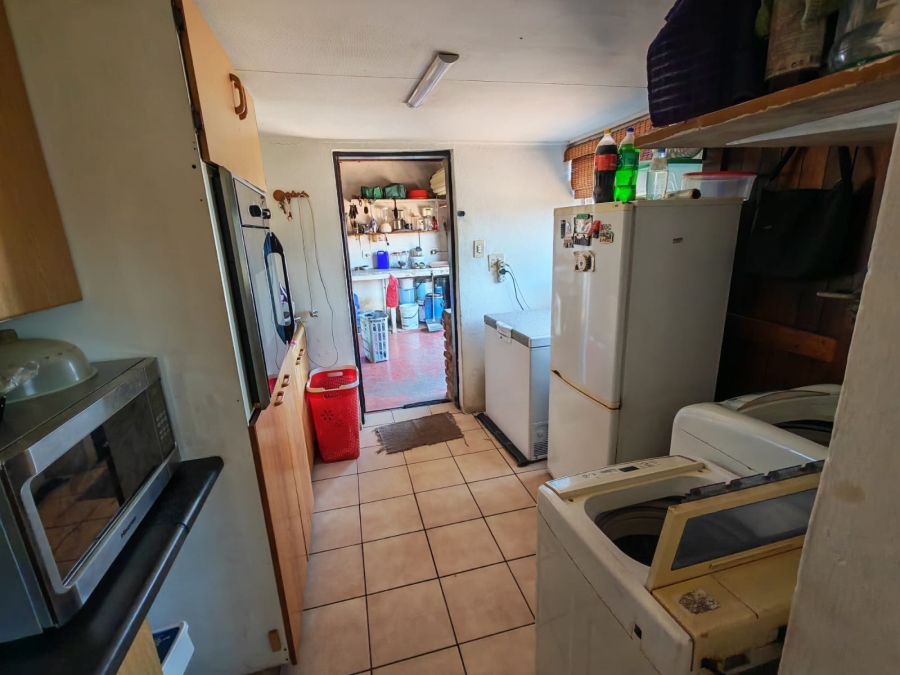 5 Bedroom Property for Sale in Dersley Gauteng