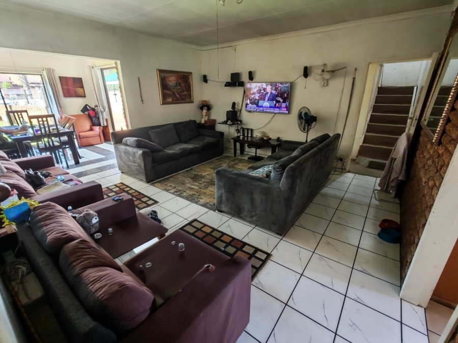 5 Bedroom Property for Sale in Dersley Gauteng