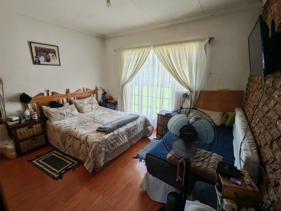 5 Bedroom Property for Sale in Dersley Gauteng