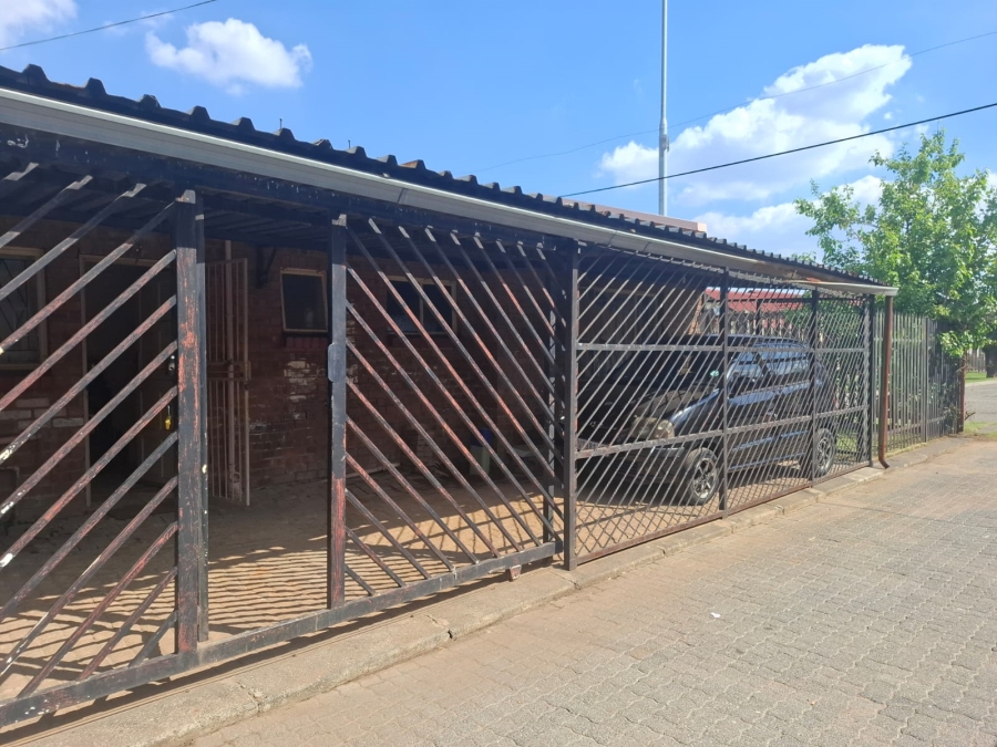 3 Bedroom Property for Sale in Actonville Gauteng