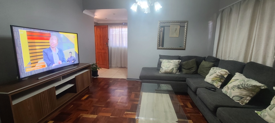 3 Bedroom Property for Sale in Bezuidenhout Valley Gauteng