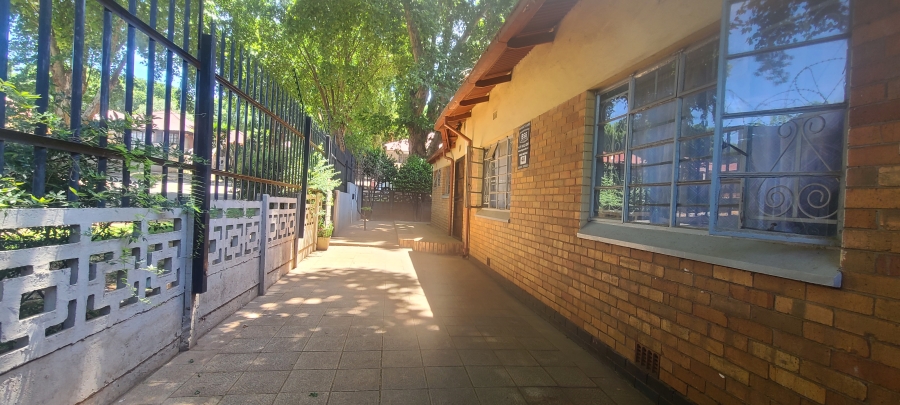 3 Bedroom Property for Sale in Bezuidenhout Valley Gauteng
