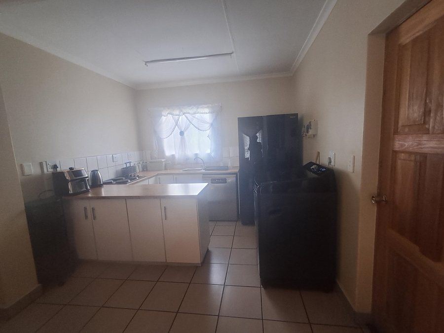 3 Bedroom Property for Sale in Crystal Park Gauteng