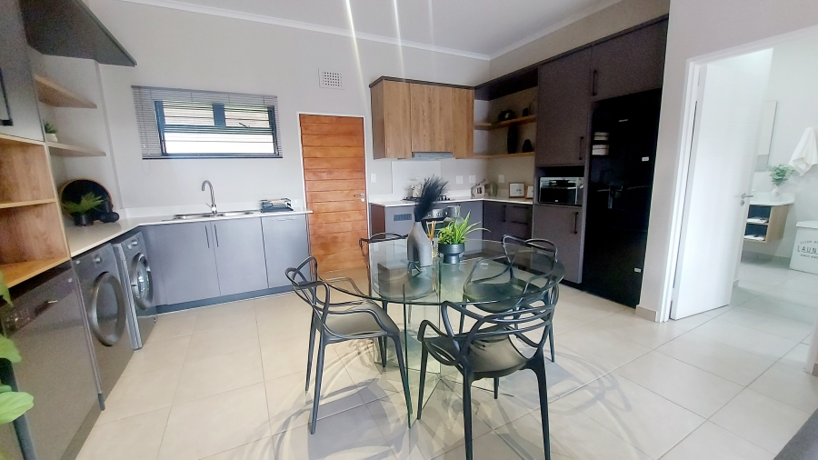 2 Bedroom Property for Sale in Rietvalleirand Gauteng