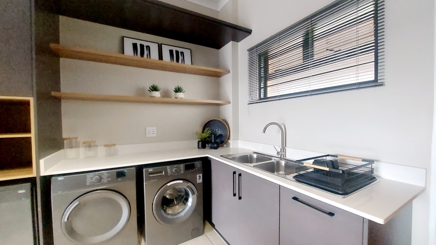 2 Bedroom Property for Sale in Rietvalleirand Gauteng