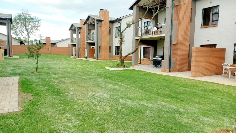 2 Bedroom Property for Sale in Rietvalleirand Gauteng