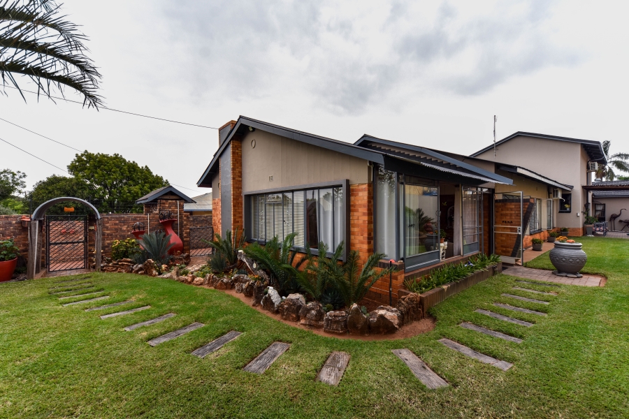 4 Bedroom Property for Sale in Wonderboom South Gauteng