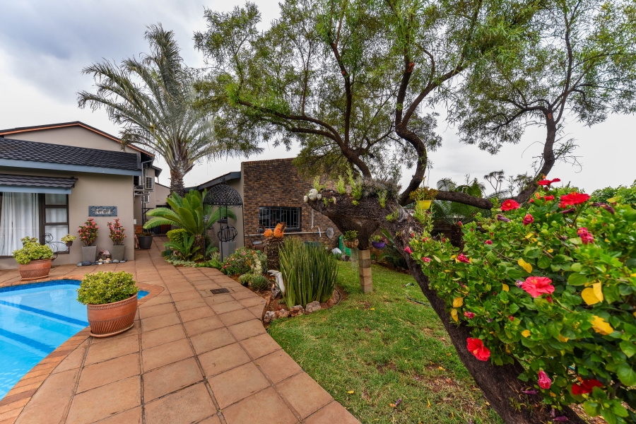 4 Bedroom Property for Sale in Wonderboom South Gauteng