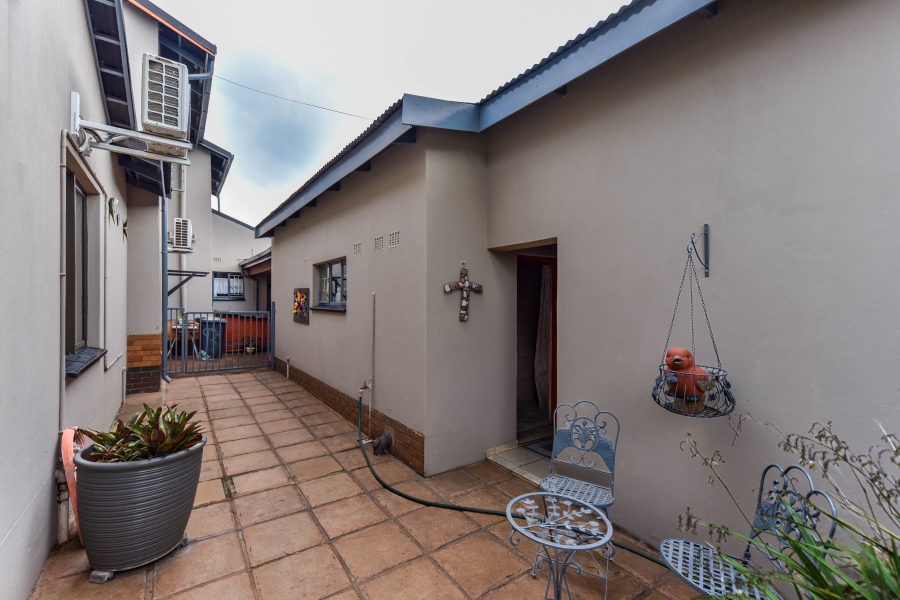 4 Bedroom Property for Sale in Wonderboom South Gauteng