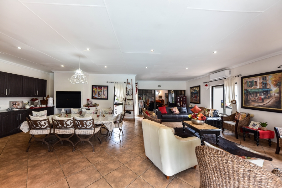 4 Bedroom Property for Sale in Wonderboom South Gauteng