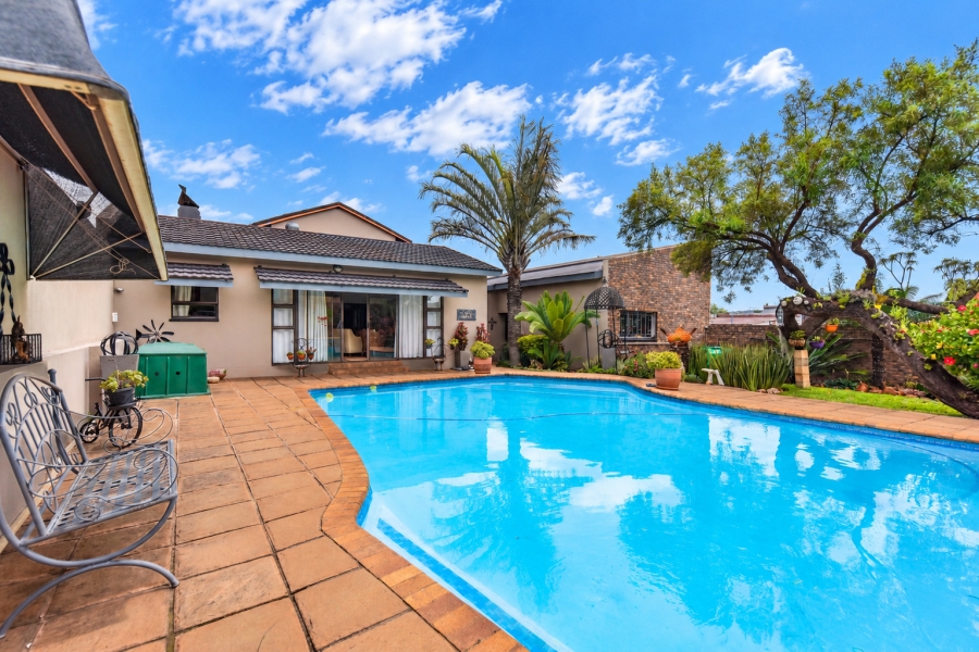 4 Bedroom Property for Sale in Wonderboom South Gauteng