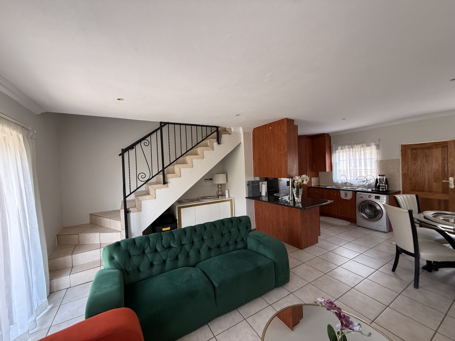 2 Bedroom Property for Sale in Annlin Gauteng