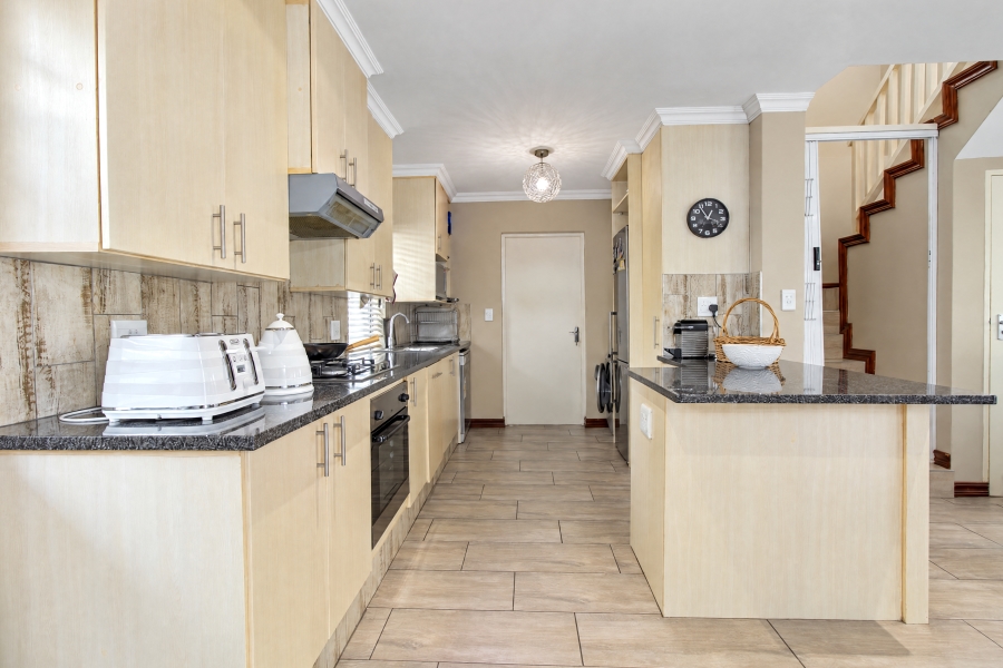 3 Bedroom Property for Sale in Leisure Bay Estate Gauteng