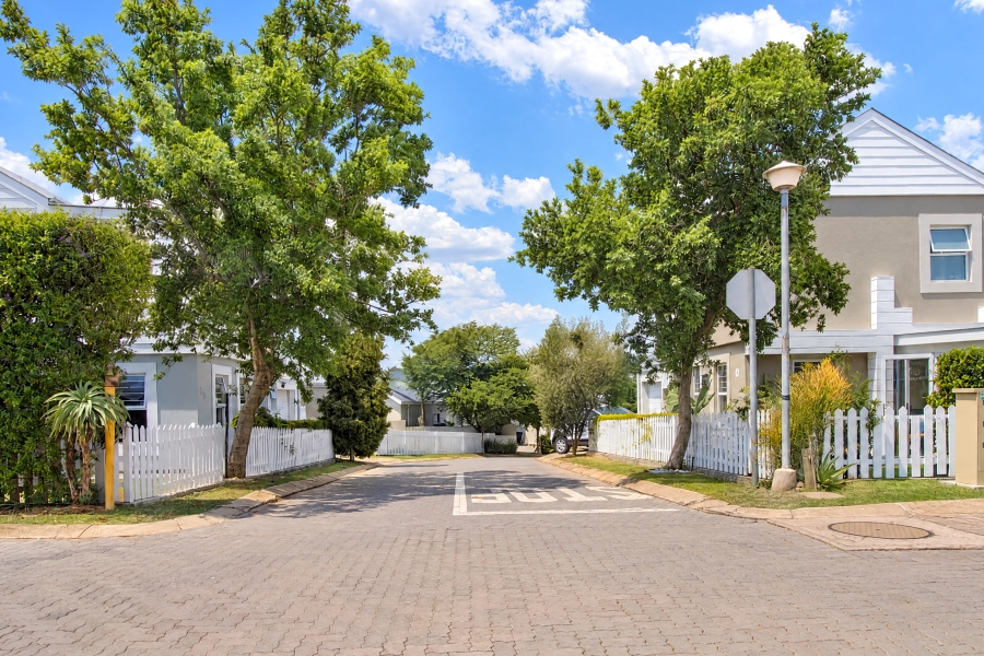3 Bedroom Property for Sale in Leisure Bay Estate Gauteng