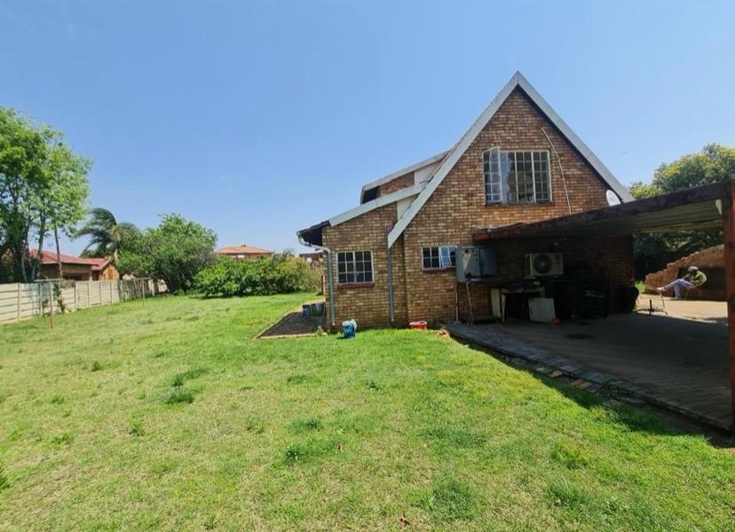 3 Bedroom Property for Sale in Klippoortje Gauteng