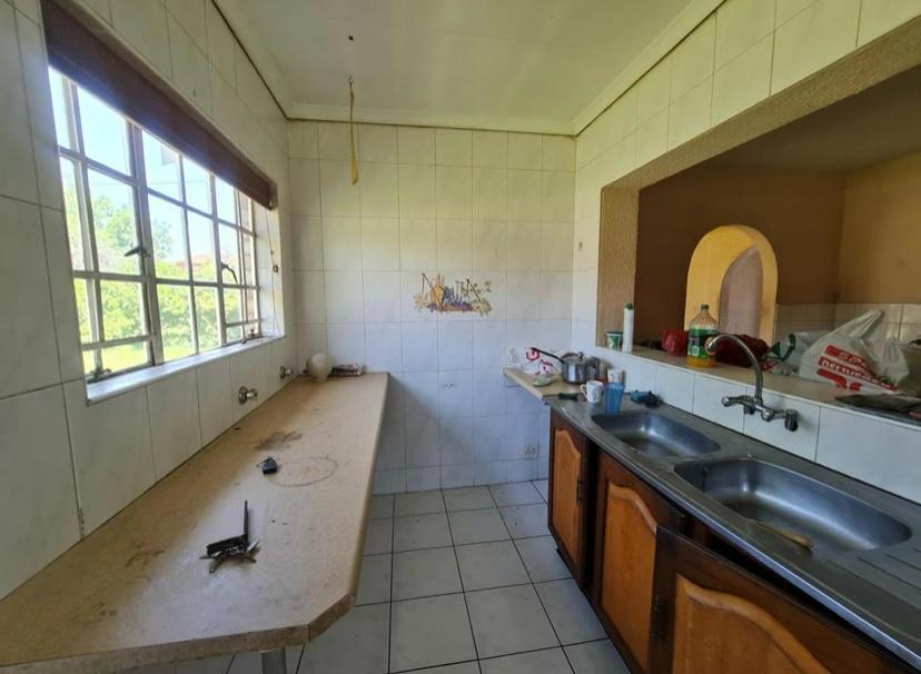 3 Bedroom Property for Sale in Klippoortje Gauteng