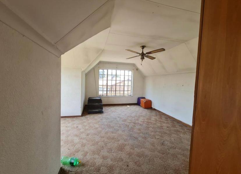 3 Bedroom Property for Sale in Klippoortje Gauteng