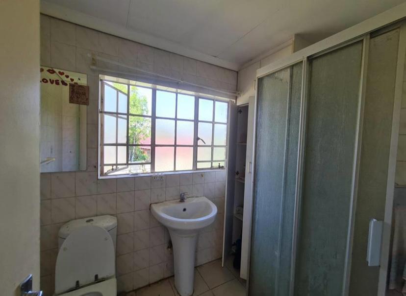 3 Bedroom Property for Sale in Klippoortje Gauteng