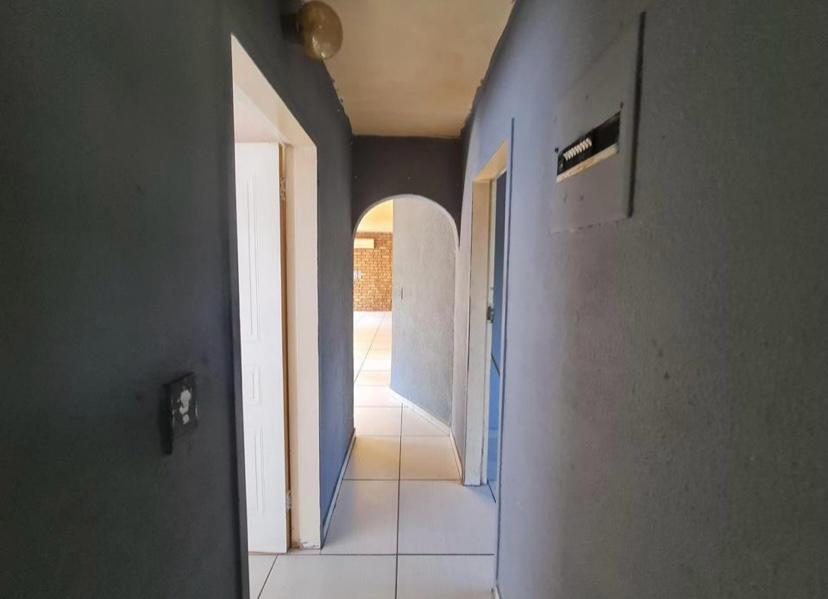 3 Bedroom Property for Sale in Klippoortje Gauteng
