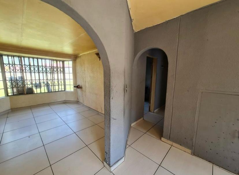 3 Bedroom Property for Sale in Klippoortje Gauteng
