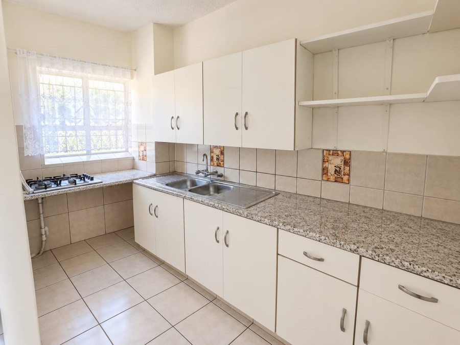 2 Bedroom Property for Sale in Rietfontein Gauteng