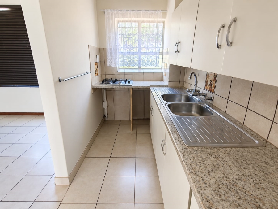 2 Bedroom Property for Sale in Rietfontein Gauteng