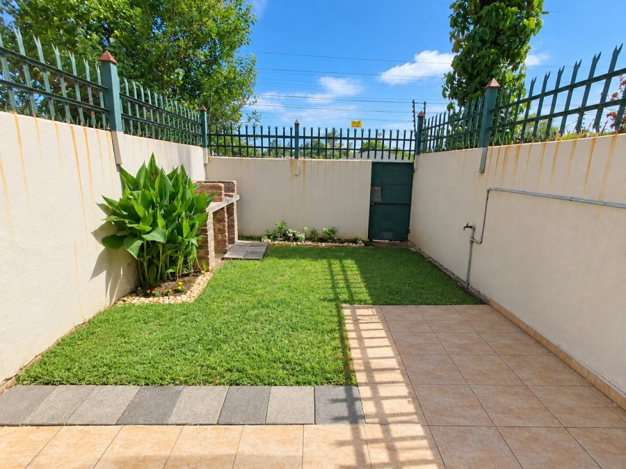 2 Bedroom Property for Sale in Rietfontein Gauteng