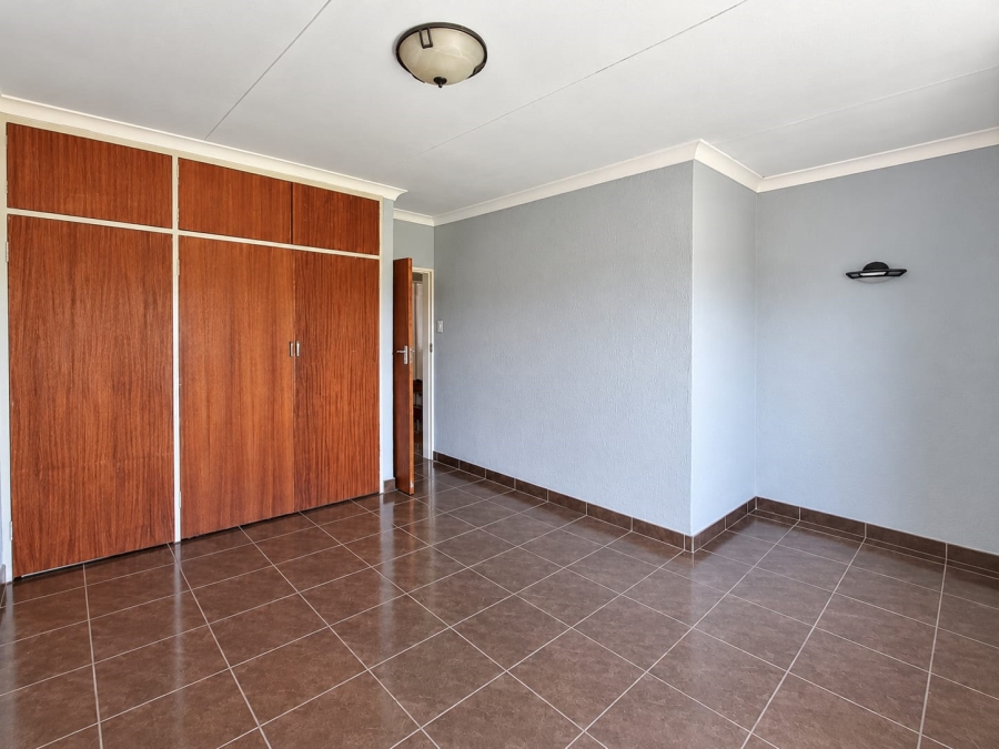 2 Bedroom Property for Sale in Rietfontein Gauteng