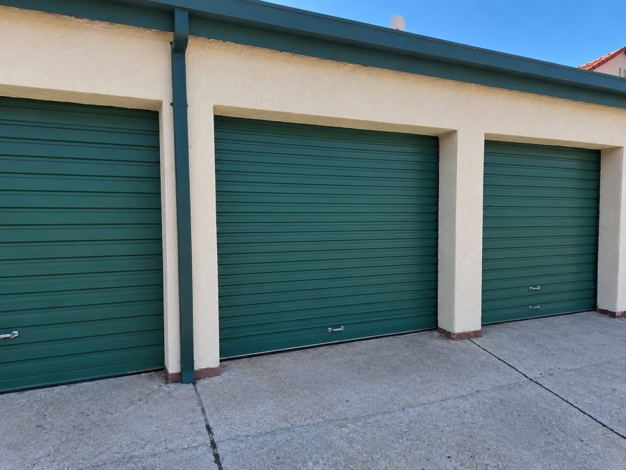 2 Bedroom Property for Sale in Rietfontein Gauteng