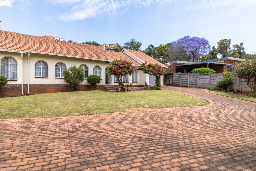 3 Bedroom Property for Sale in Weltevreden Park Gauteng