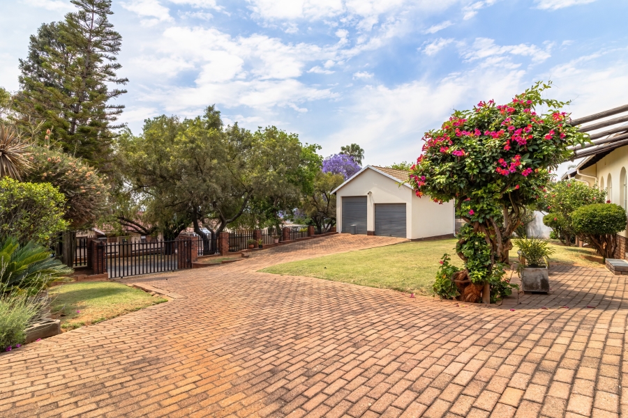 3 Bedroom Property for Sale in Weltevreden Park Gauteng