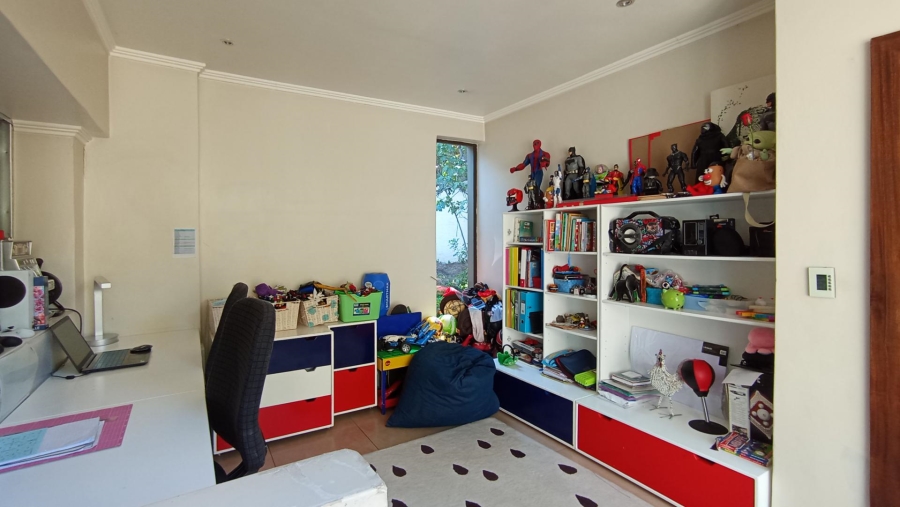 6 Bedroom Property for Sale in Morningside Gauteng