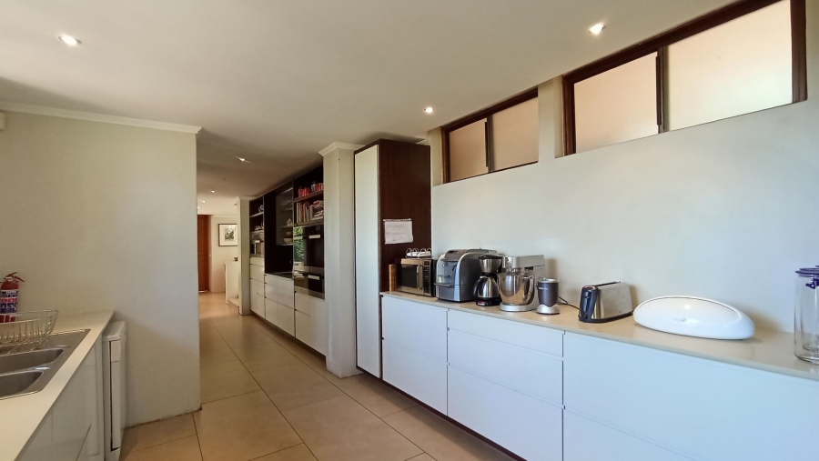 6 Bedroom Property for Sale in Morningside Gauteng
